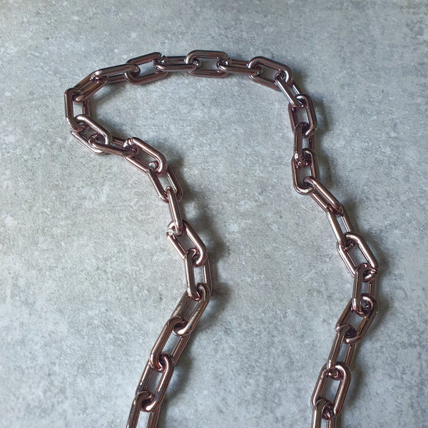 Checkerboard Reverse Clasp Necklace (DARK)