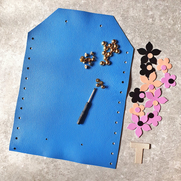 DIY Clutch Kit: Floral Fantasy (DENIM BLUE)