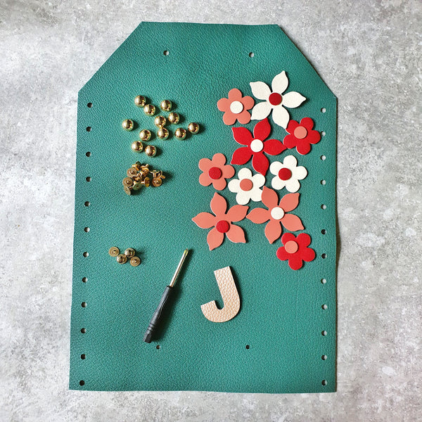 DIY Clutch Kit: Floral Fantasy (FOREST GREEN)